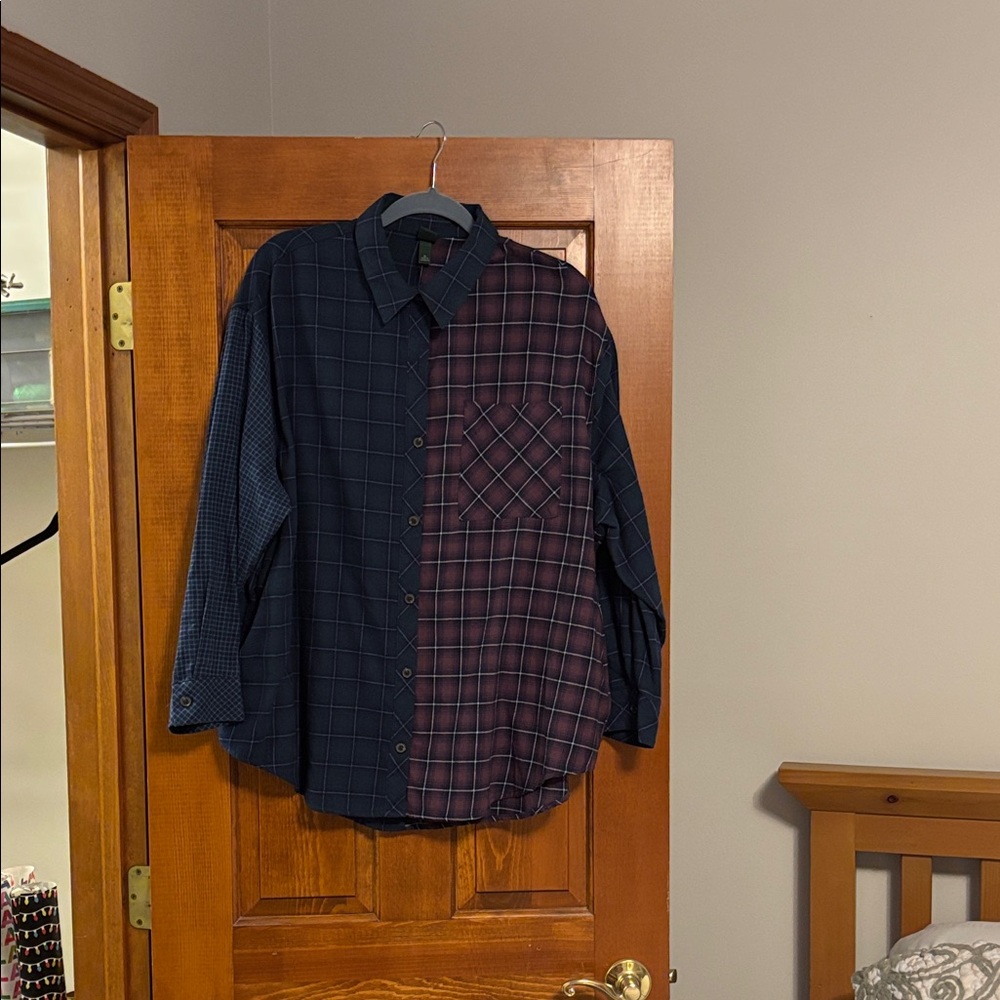 WILD FABLE Navy and Burgundy Checkered Shirt SIZE XL